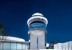 <strong>贸易街植入安徒生童话、乐高、精灵、霍</strong>